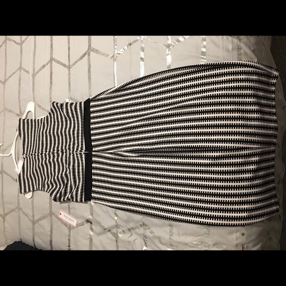 NWT BISOU BISOU SLEEVELESS DRESS - Picture 2 of 7